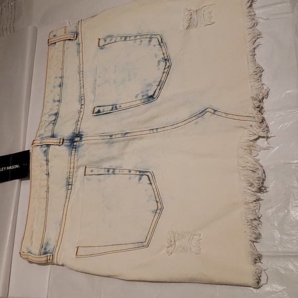 ASHLEY MASON/NORDSTROM New Denim Mini Jean Skirt Frayed Distressed NWT Women🎉HP - Picture 9 of 16